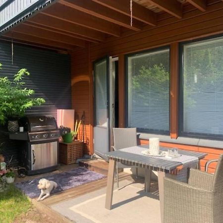 ヴァンターLuxus House With Sauna Nearby Airportアパートメント エクステリア 写真