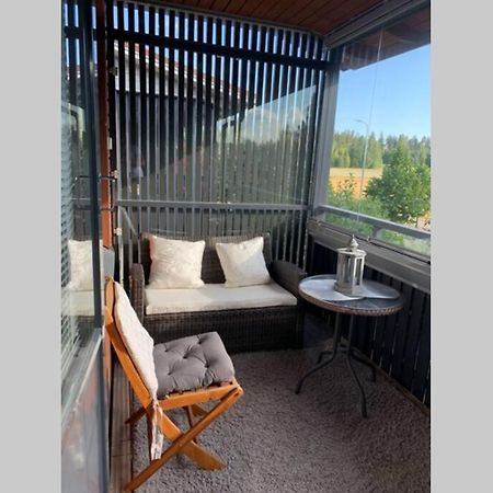 ヴァンターLuxus House With Sauna Nearby Airportアパートメント エクステリア 写真