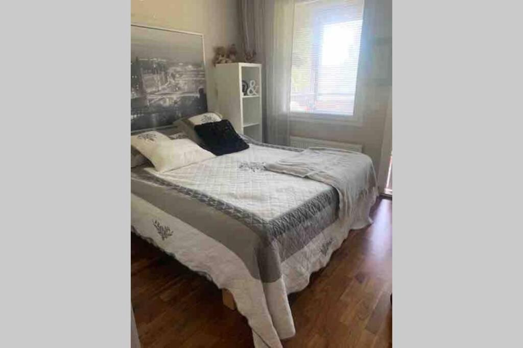 ヴァンターLuxus House With Sauna Nearby Airportアパートメント エクステリア 写真